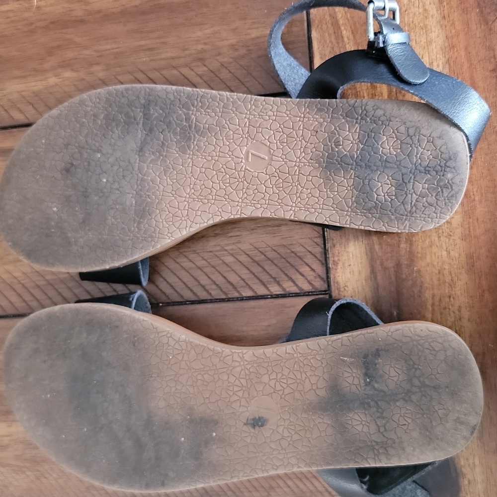 Target Leather Sandals - Picture 6 of 6